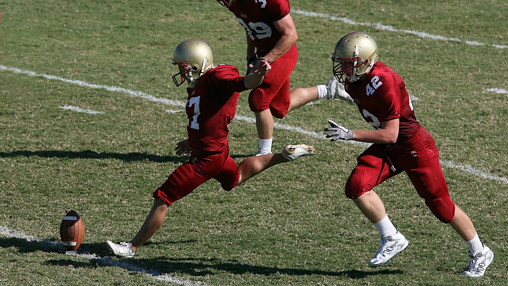 爱游戏体育账号注册-中国足球青训基地教练队伍建设不断强化，中国足球青训营
